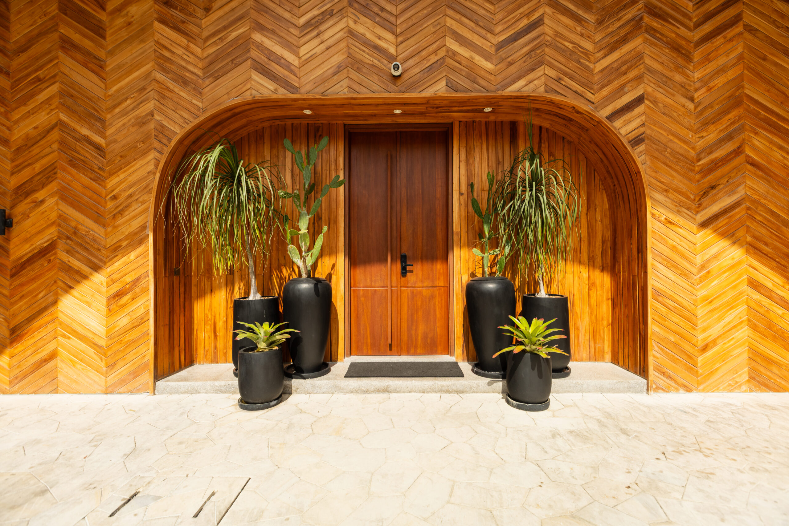 How Istana Protects Your Privacy: The Architecture of Absolute Confidentiality